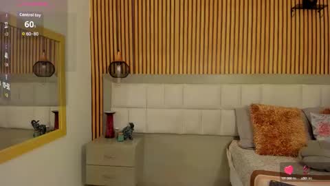 Snapshot of roseaurora chatting on 15, 10, 2025 roseaurora online show from 15, 10, 2025