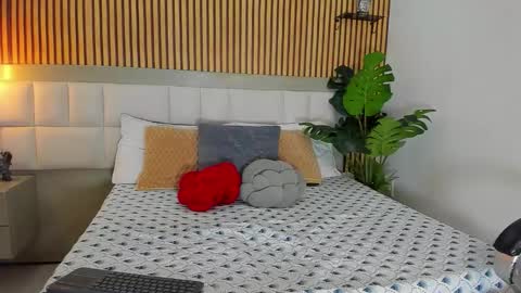 Snapshot of roseaurora chatting on 25, 10, 2025 roseaurora online show from 25, 10, 2025