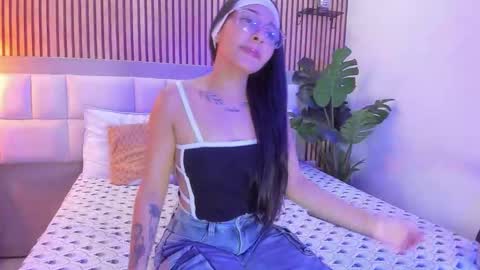 Snapshot of roseaurora chatting on 27, 10, 2025 roseaurora online show from 27, 10, 2025