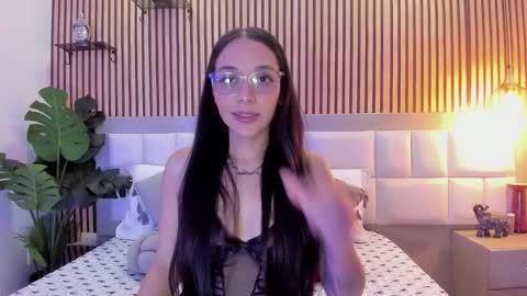 Snapshot of roseaurora chatting on 20, 11, 2025 roseaurora online show from 20, 11, 2025