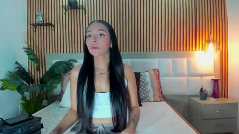 Snapshot of roseaurora chatting on 15, 12, 2025 roseaurora online show from 15, 12, 2025