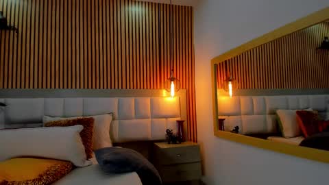 roseaurora online show from 5, 1, 2026