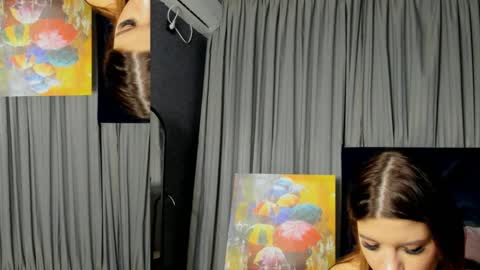 Snapshot of roseblanche2k chatting on 21, 12, 2024 Florin online show from 21, 12, 2024