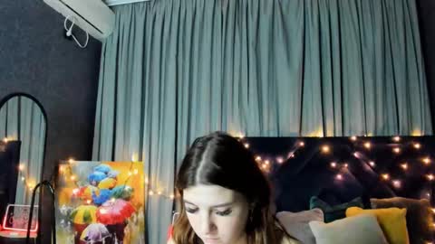 Snapshot of roseblanche2k chatting on 27, 12, 2024 Florin online show from 27, 12, 2024