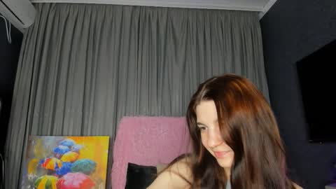 Snapshot of roseblanche2k chatting on 5, 11, 2025 Florin online show from 5, 11, 2025