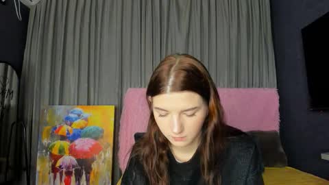 Snapshot of roseblanche2k chatting on 17, 11, 2025 Florin online show from 17, 11, 2025