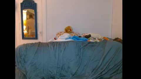 Rose Frostpond online show from 11, 3, 2025