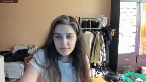 Snapshot of roselina_ chatting on 24, 5, 2026 Rose online show from 24, 5, 2026