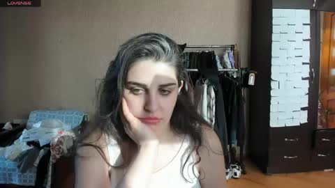 Snapshot of roselina_ chatting on 29, 5, 2026 Rose online show from 29, 5, 2026