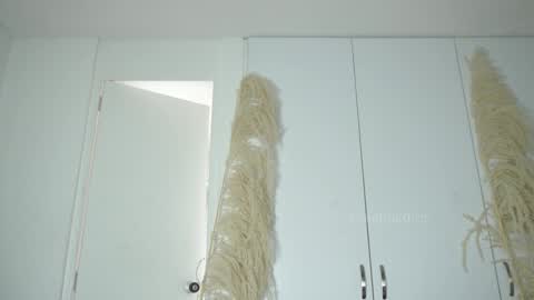 Lyla OF roselinedior online show from 3, 11, 2025