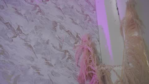 Lyla OF roselinedior online show from 2, 12, 2025