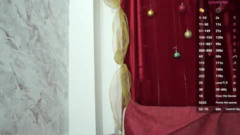 Snapshot of roselinedior chatting on 19, 12, 2025 Lyla OF roselinedior online show from 19, 12, 2025