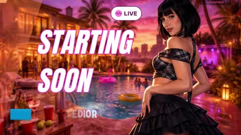 Lyla OF roselinedior online show from 2, 4, 2026