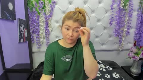 Snapshot of roselyn_arnold chatting on 29, 9, 2025 Julieta online show from 29, 9, 2025