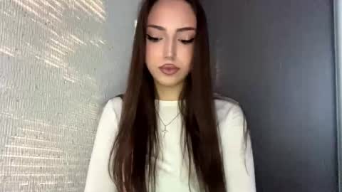 Mimi online show from 10, 9, 2025