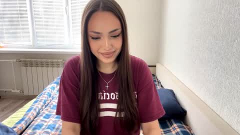 Mimi online show from 24, 9, 2025