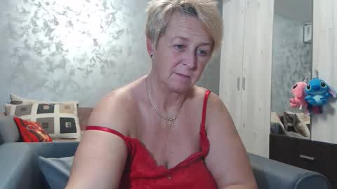 Lovepinklilly online show from 18, 10, 2025