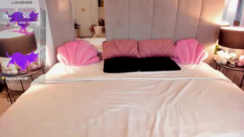 Snapshot of rosetatt chatting on 11, 9, 2025 Nataly online show from 11, 9, 2025