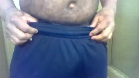 Snapshot of roshun69 chatting on 1, 2, 2025 Roshun Haynes online show from 1, 2, 2025