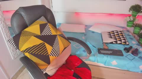 rosi_cooper online show from 4, 2, 2025