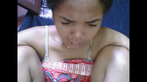 rosia685234 online show from 5, 12, 2025