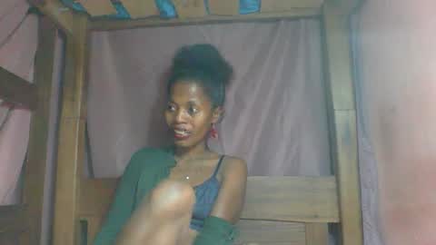 Snapshot of rosiahot1 chatting on 18, 2, 2025 rosia online show from 18, 2, 2025