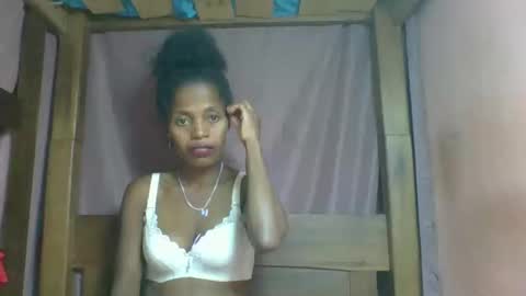 Snapshot of rosiahot1 chatting on 23, 2, 2025 rosia online show from 23, 2, 2025