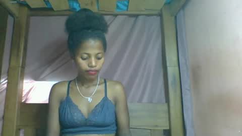Snapshot of rosiahot1 chatting on 2, 3, 2025 rosia online show from 2, 3, 2025