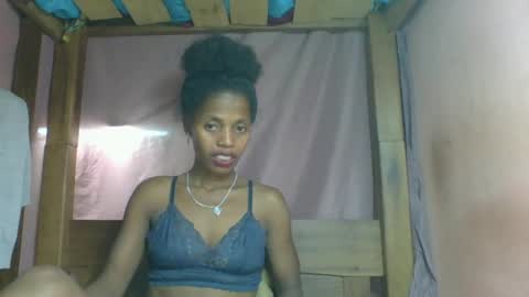 Snapshot of rosiahot1 chatting on 3, 3, 2025 rosia online show from 3, 3, 2025