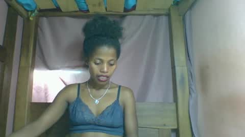 Snapshot of rosiahot1 chatting on 3, 3, 2025 rosia online show from 3, 3, 2025