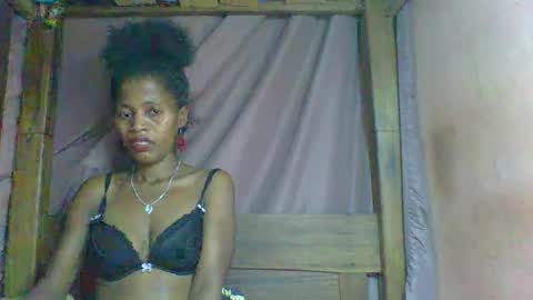 Snapshot of rosiahot1 chatting on 6, 3, 2025 rosia online show from 6, 3, 2025