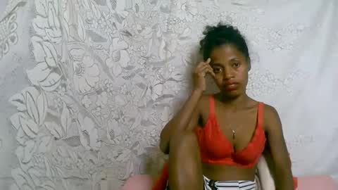 Snapshot of rosiahot1 chatting on 22, 9, 2025 rosia online show from 22, 9, 2025