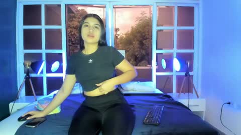 Snapshot of rosie_chell chatting on 26, 5, 2026 Rosie online show from 26, 5, 2026