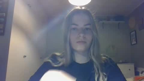 Snapshot of rosie_june chatting on 17, 12, 2024 Rosie online show from 17, 12, 2024