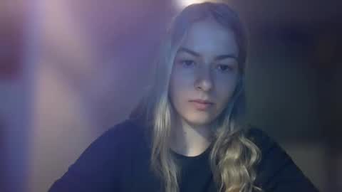 Snapshot of rosie_june chatting on 3, 2, 2025 Rosie online show from 3, 2, 2025