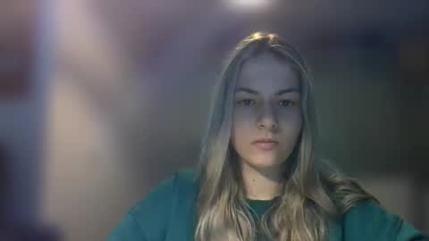 Snapshot of rosie_june chatting on 18, 2, 2025 Rosie online show from 18, 2, 2025