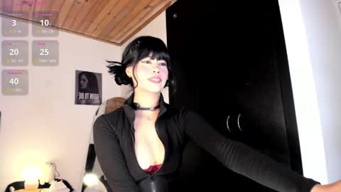 Rosieeee  online show from 5, 4, 2026