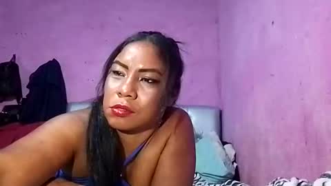 Snapshot of rosmerynava chatting on 21, 12, 2024 rosmerynavarro online show from 21, 12, 2024