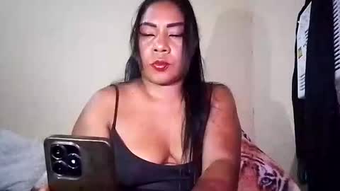 Snapshot of rosmerynava chatting on 9, 9, 2025 rosmerynavarro online show from 9, 9, 2025