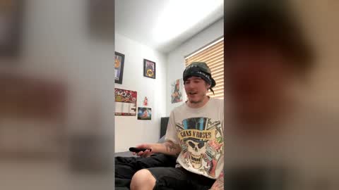 ross158609 online show from 19, 5, 2026