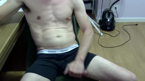 Snapshot of ross96180 chatting on 3, 3, 2025 ross96180 online show from 3, 3, 2025