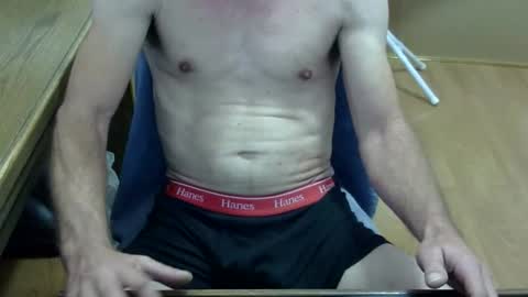 Snapshot of ross96180 chatting on 16, 11, 2025 ross96180 online show from 16, 11, 2025