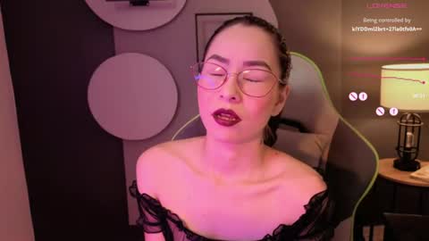 Snapshot of rosse_98_ chatting on 15, 7, 2026 Miss Rosse online show from 15, 7, 2026