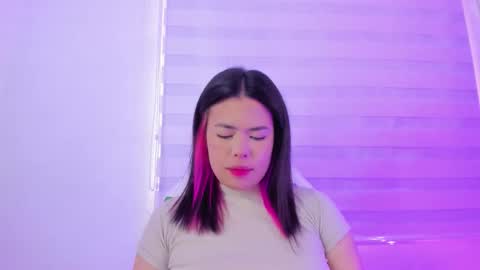   online show from 13, 10, 2025