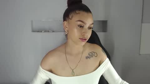 Snapshot of rossi_baker chatting on 12, 11, 2025 Rossi online show from 12, 11, 2025