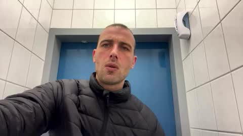 rotteei1 online show from 25, 11, 2025