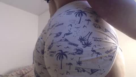 Snapshot of rough_diamond06 chatting on 18, 4, 2026 Diamond rough online show from 18, 4, 2026