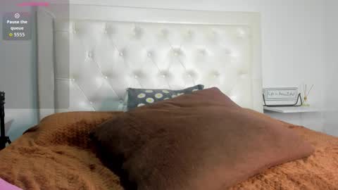 rouse_sexy_hotxx77 online show from 25, 9, 2025