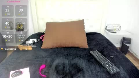 rouse_sexy_hotxx77 online show from 29, 10, 2025