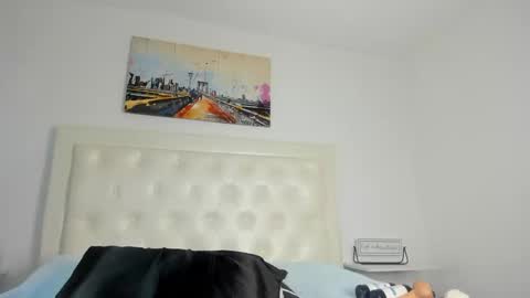 rouse_sexy_hotxx77 online show from 15, 3, 2026